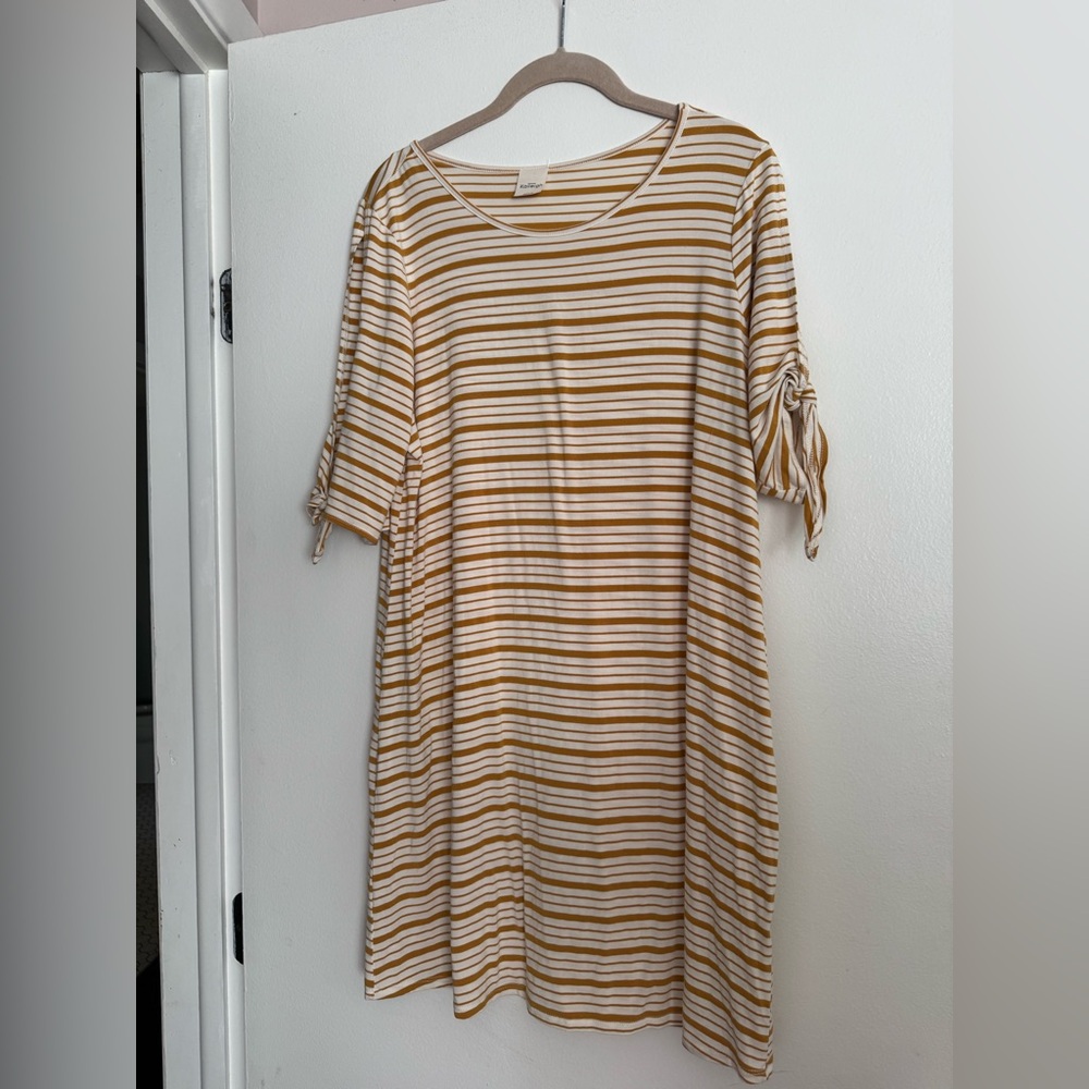 Kaileigh Cream and Mustard Cut Out Sleeve Knee-Length Dress